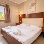 Rose Club Aparthotel