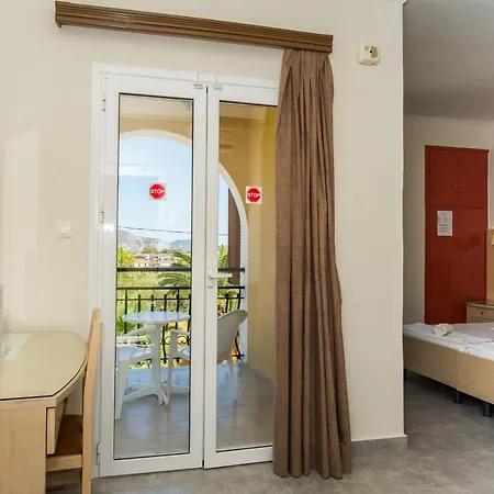 Hotel apartamentowy Rose Club