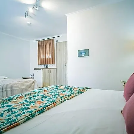 Aparthotel Rose Club 3*