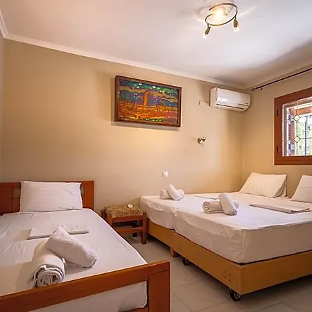 Aparthotel Rose Club 3*