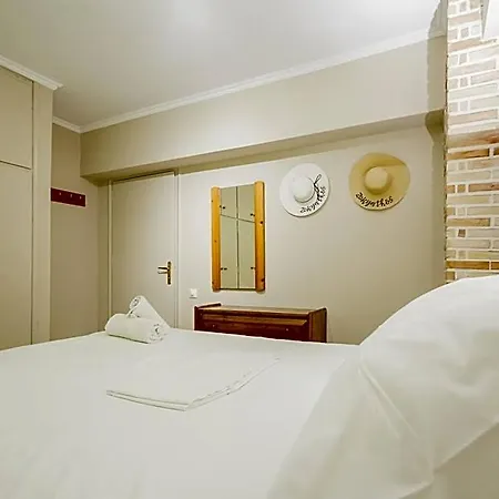 Rose Club 拉加纳斯